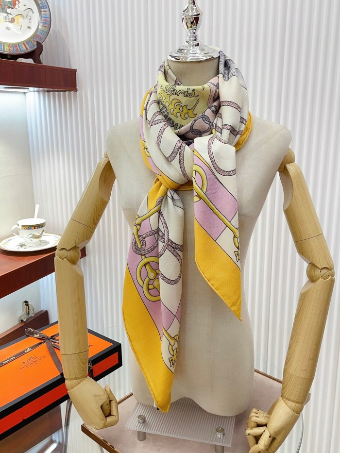 Streetwear Scarf Hermes 329607 SIZE:90cm*90cm