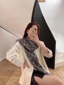 Streetwear Scarf GUCCI 329637 SIZE:45*195cm