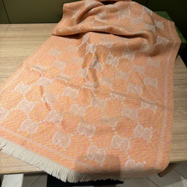 Streetwear Scarf GUCCI 329650 SIZE:45*195cm