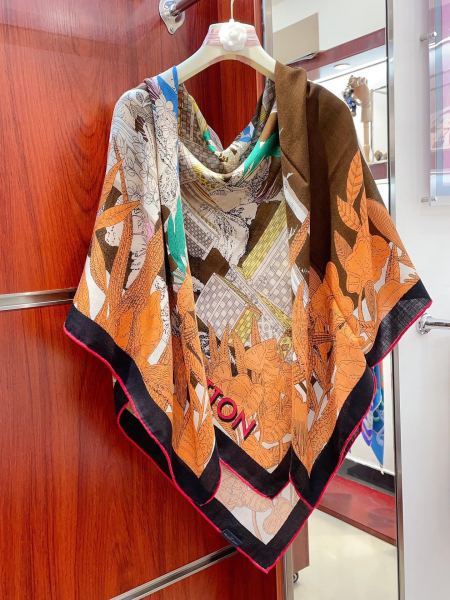 Streetwear Scarf LV 329536 SIZE:140*140cm