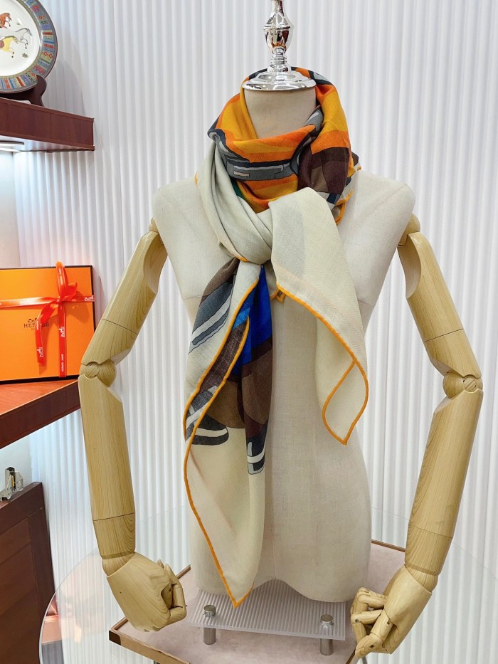 Streetwear Scarf Hermes   329575 size：140cm*140cm
