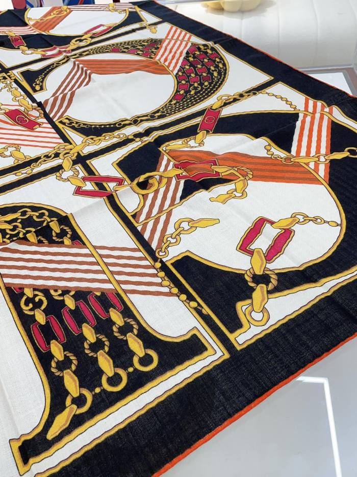 Streetwear Scarf GUCCI 329578 SIZE:140*140cm