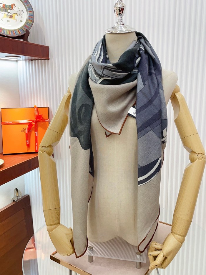 Streetwear Scarf Hermes   329574 size：140cm*140cm