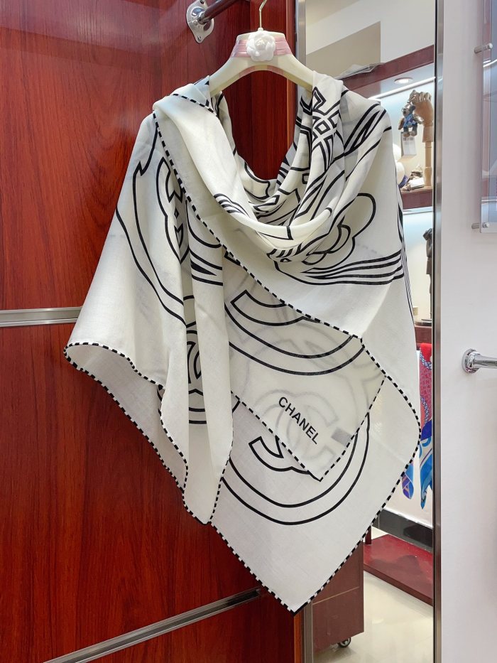 Streetwear Scarf CHANEL 329529 size：140*140cm