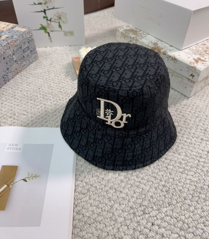Streetwear Hat DIOR 329552