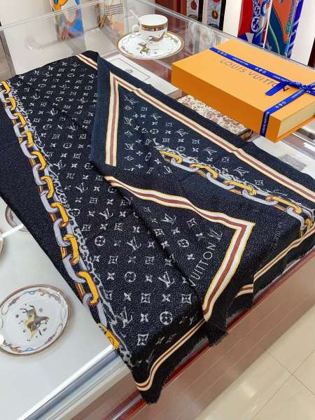 Streetwear Scarf LV  329568 SIZE:100*200cm