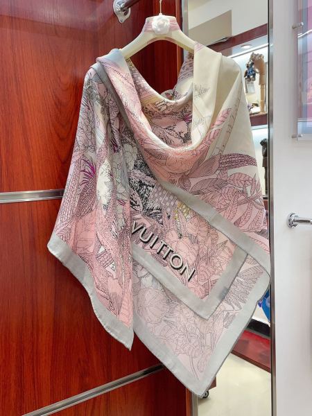Streetwear Scarf LV  329537 SIZE:140*140cm