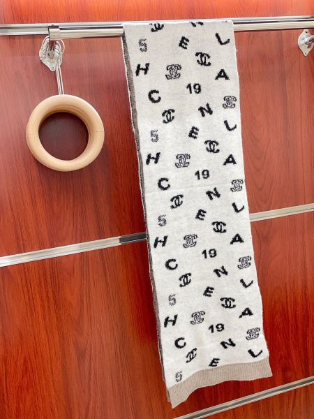 Streetwear Scarf CHANEL 329585 size：32*180cm