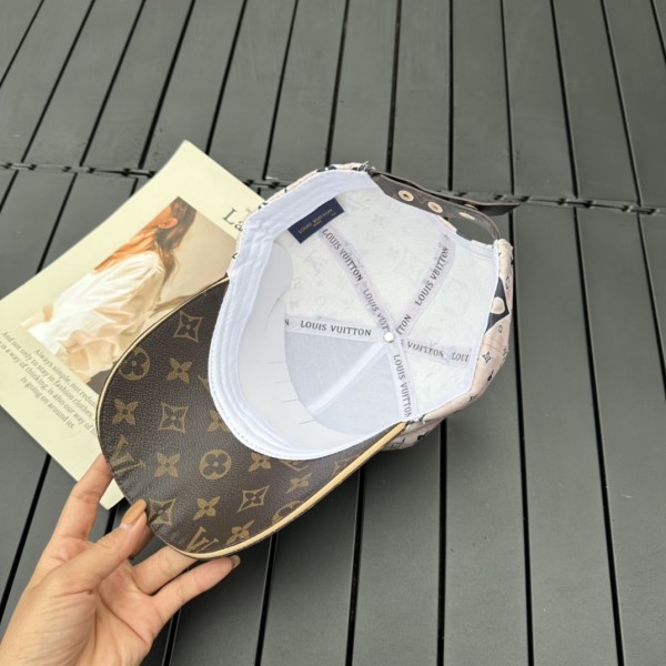 Streetwear Hat LV 329556