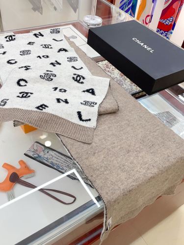 Streetwear Scarf CHANEL 329585 size：32*180cm