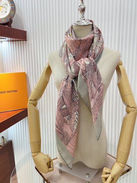 Streetwear Scarf LV  329537 SIZE:140*140cm