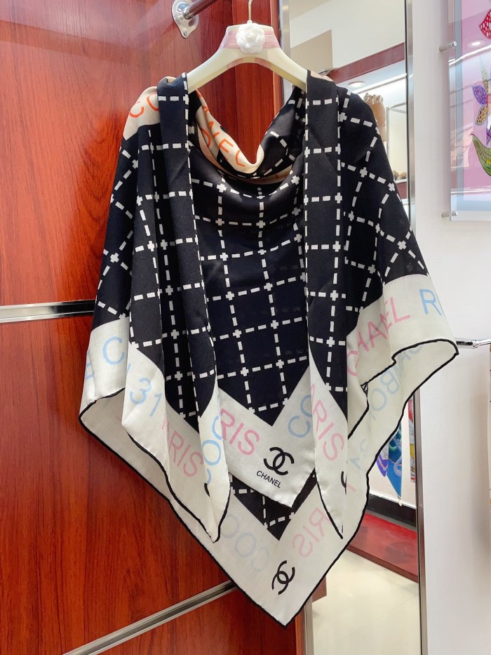 Streetwear Scarf CHANEL 329601 size：140*140cm