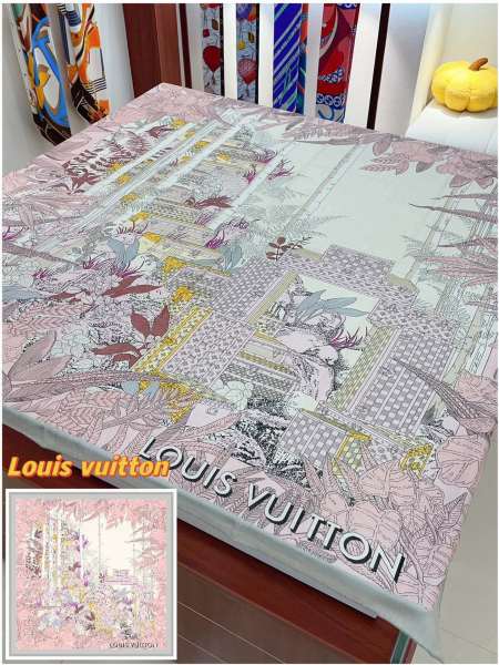 Streetwear Scarf LV  329537 SIZE:140*140cm