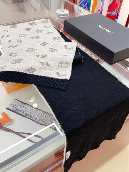 Streetwear Scarf CHANEL 329587 size：32*180cm