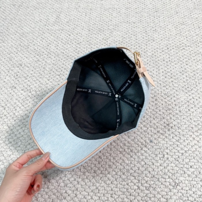 Streetwear Hat LV 329540