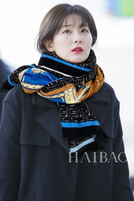 Streetwear Scarf FENDI 329466 SIZE:65*185cm