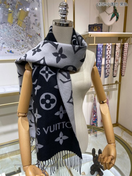 Streetwear Scarf LV 329474 size:180*34cm