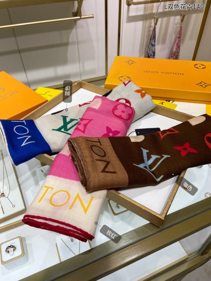 Streetwear Scarf LV 329436 SIZE:90cm*90cm