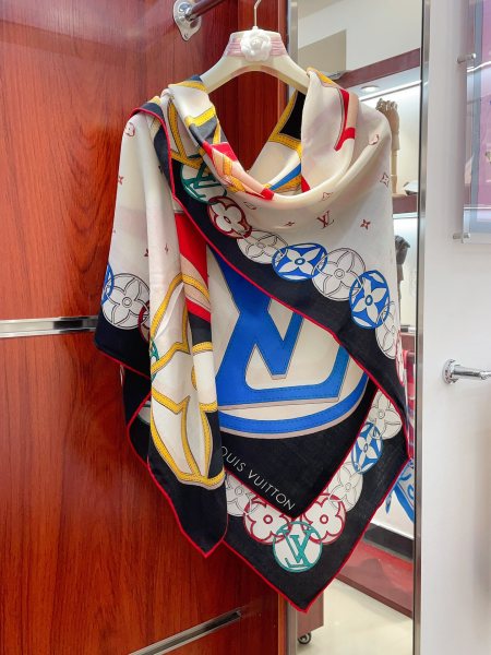 Streetwear Belt LV 329516 size:140*140cm