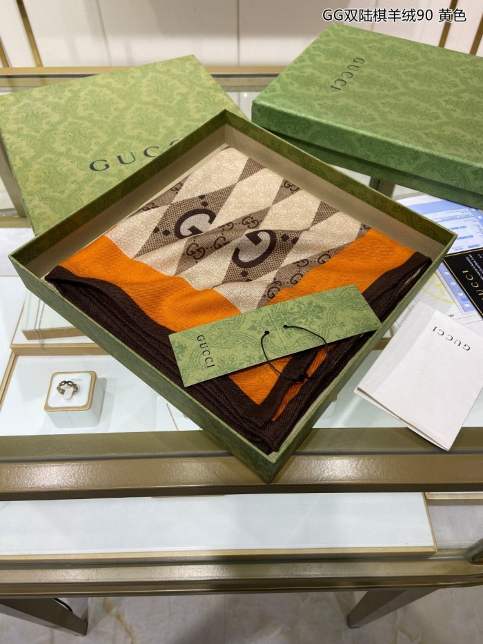 Streetwear Scarf GUCCI 329433 SIZE:90cm*90cm