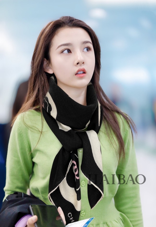 Streetwear Scarf CHANEL 329447 size：140*140cm