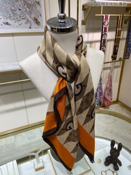 Streetwear Scarf GUCCI 329433 SIZE:90cm*90cm