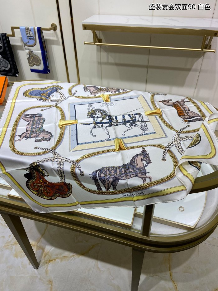 Streetwear Scarf Hermes   329429 size：90cm*90cm