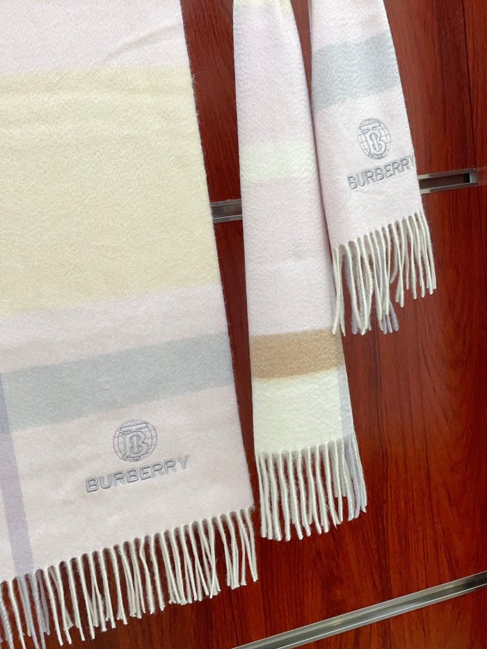 Streetwear Scarf BURBERRY 329499 size：30*180cm
