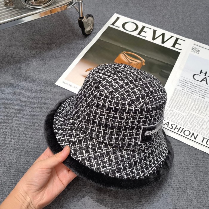 Streetwear Hat LOEWE 329420