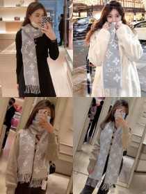Streetwear Scarf LV 329473 size:180*34cm