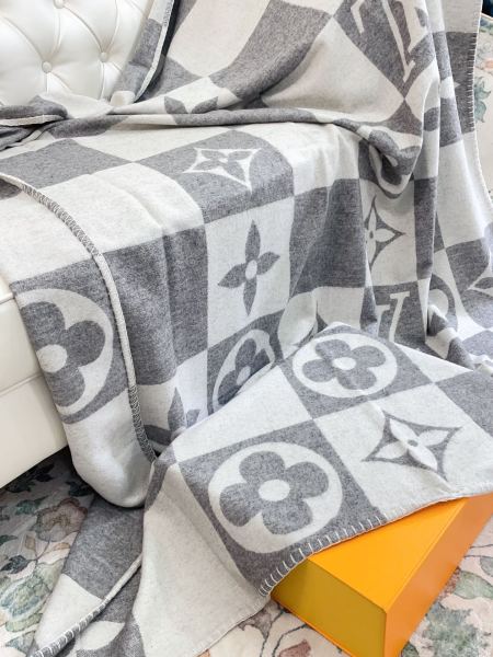 Streetwear Scarf LV 329495 SIZE:180*140cm