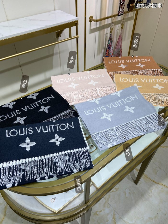 Streetwear Scarf LV  329470 SIZE:180*34cm