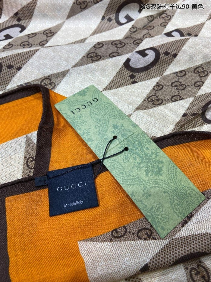 Streetwear Scarf GUCCI 329433 SIZE:90cm*90cm