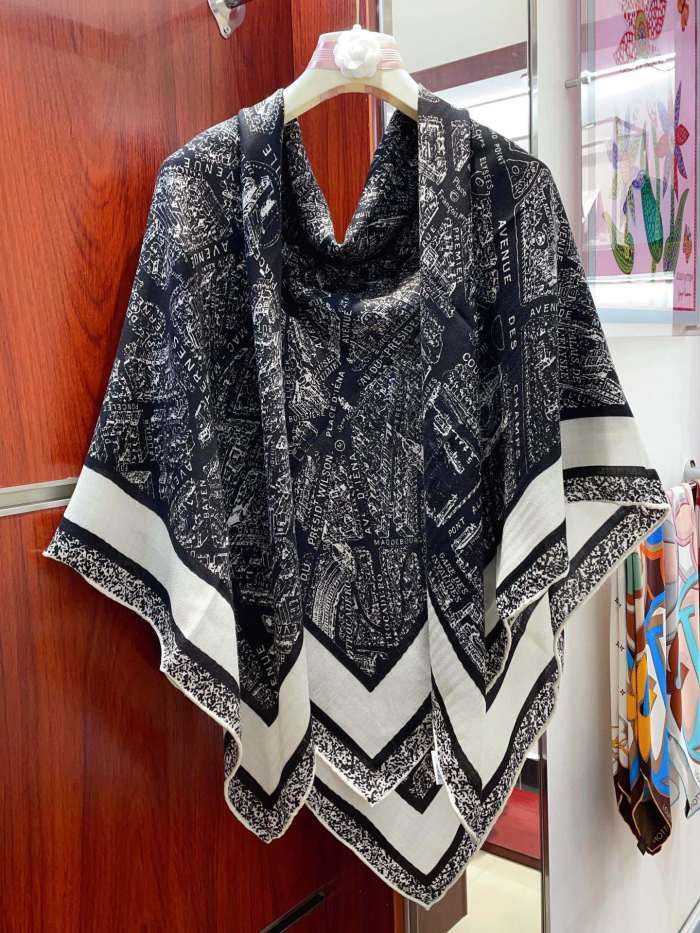 Streetwear Scarf Dior 329513 SIZE:140*140cm