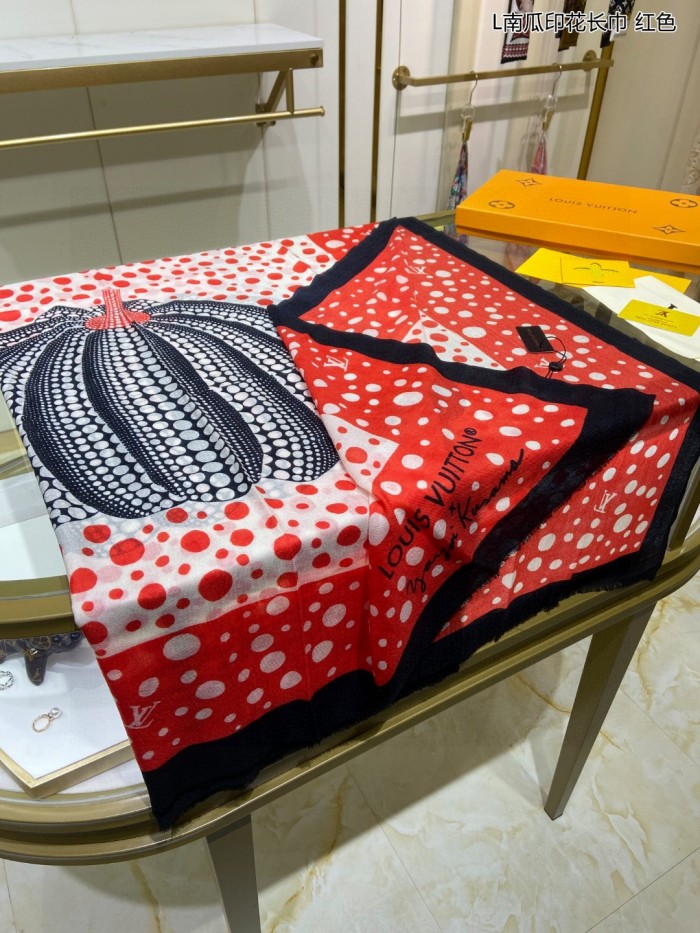 Streetwear Scarf LV 329458 SIZE:110*200cm