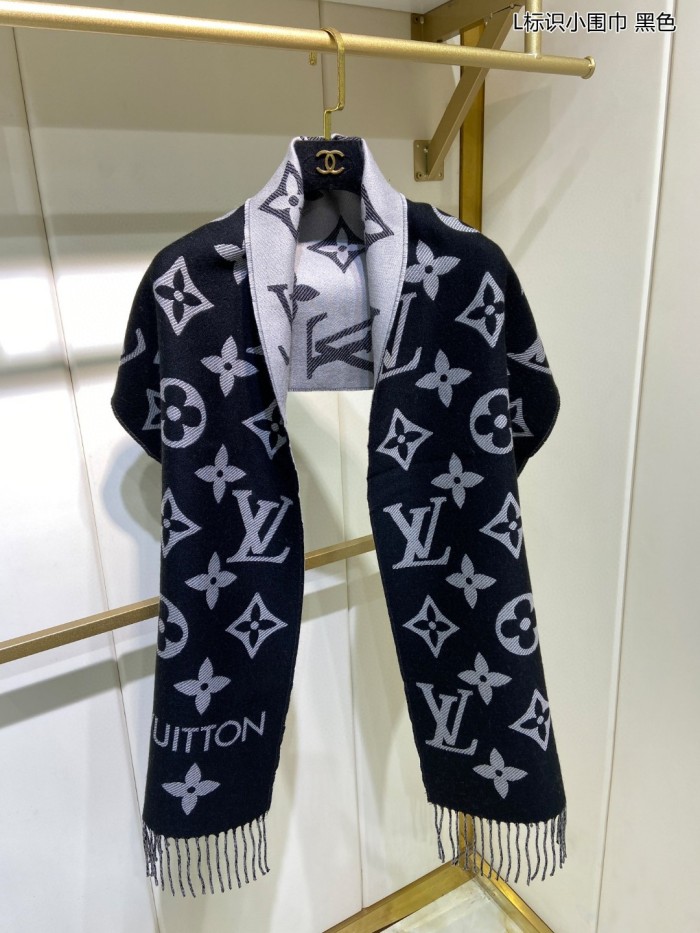 Streetwear Scarf LV 329474 size:180*34cm