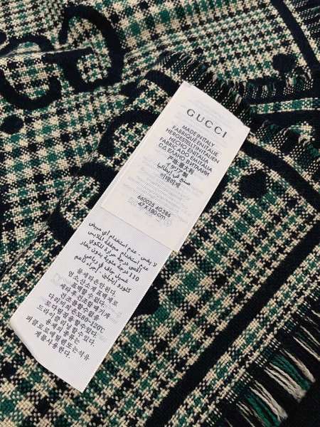 Streetwear Scarf GUCCI 329504 SIZE:47x 180cm