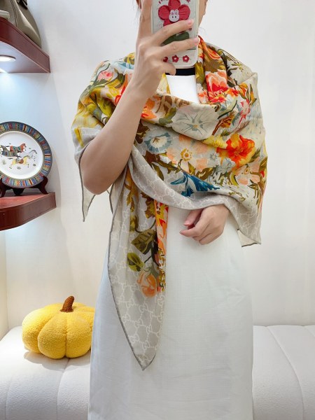 Streetwear Belt GUCCI 329510 size:140*140cm