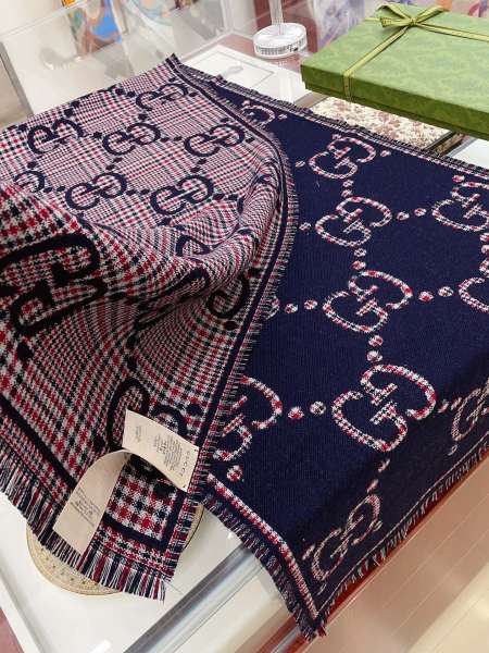 Streetwear Scarf GUCCI 329502 SIZE:47x 180cm