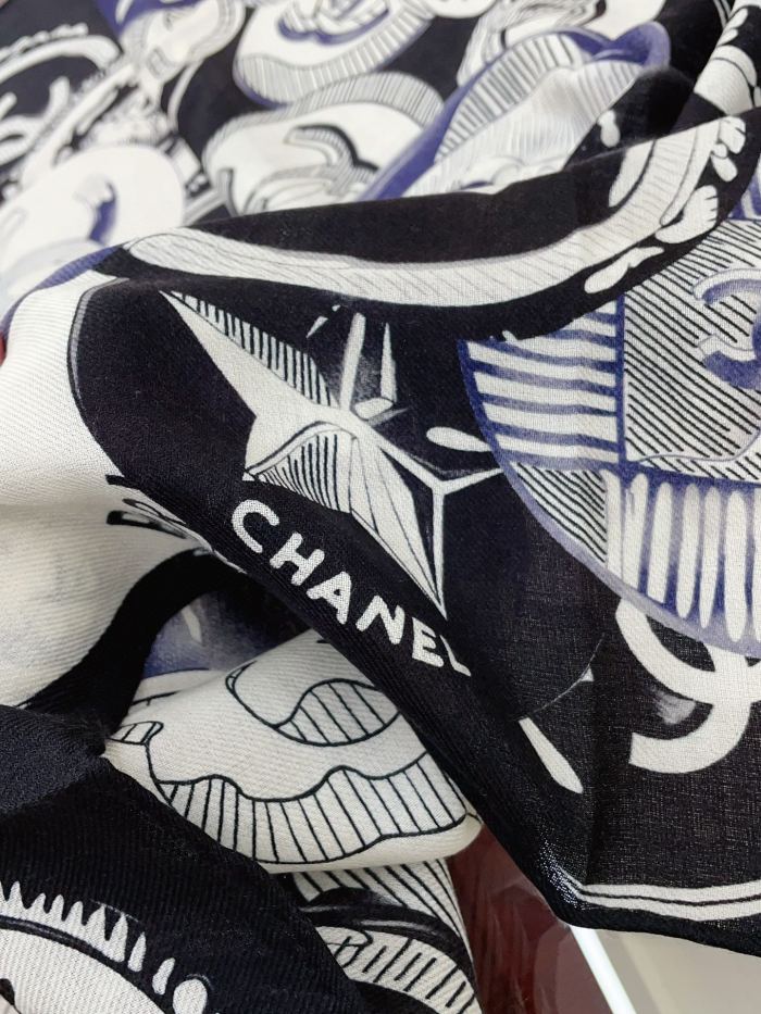 Streetwear Scarf CHANEL 329518 size：90*90cm