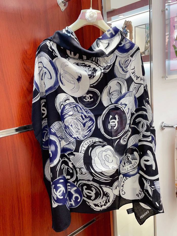 Streetwear Scarf CHANEL 329518 size：90*90cm