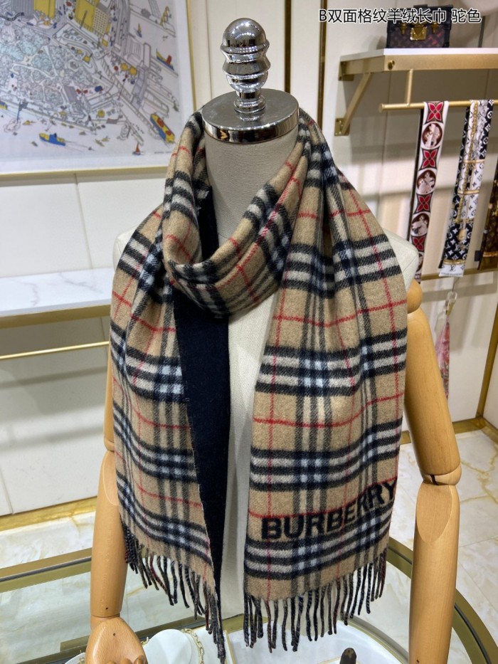 Streetwear Scarf BURBERRY 329454 size：30*168cm