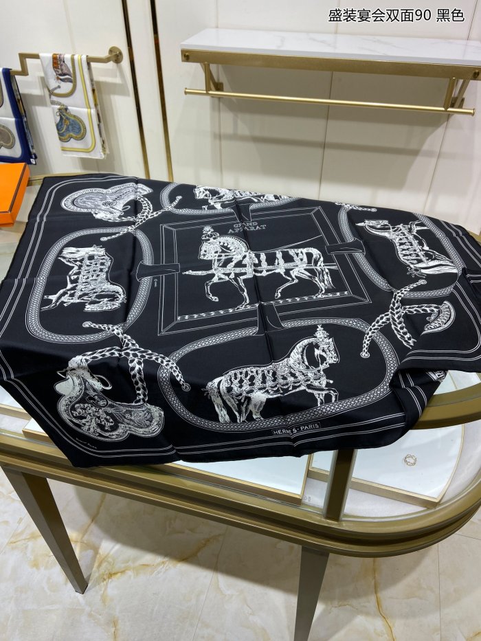 Streetwear Scarf Hermes   329430 size：90cm*90cm