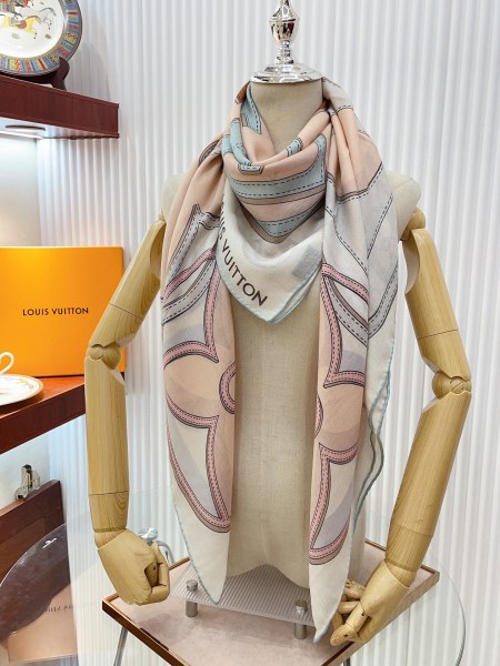 Streetwear Scarf LV  329517 SIZE:140*140cm
