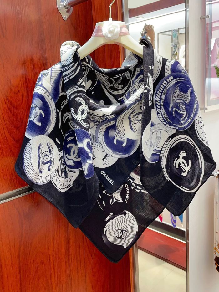 Streetwear Scarf CHANEL 329518 size：90*90cm
