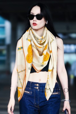 Streetwear Scarf CHANEL 329469 size:140*140cm