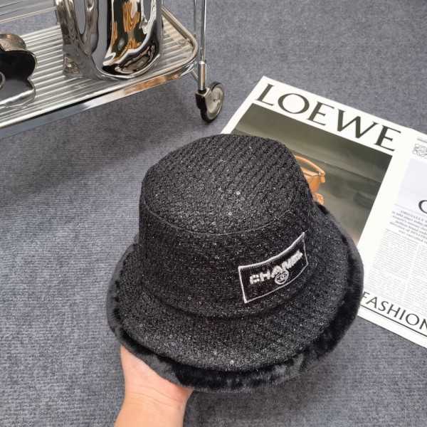 Streetwear Hat LOEWE 329420