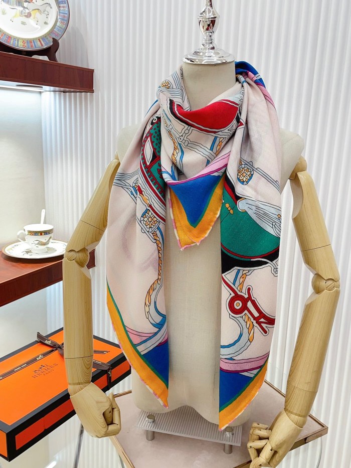 Streetwear Belt Hermes 329515 size:140cm*140cm