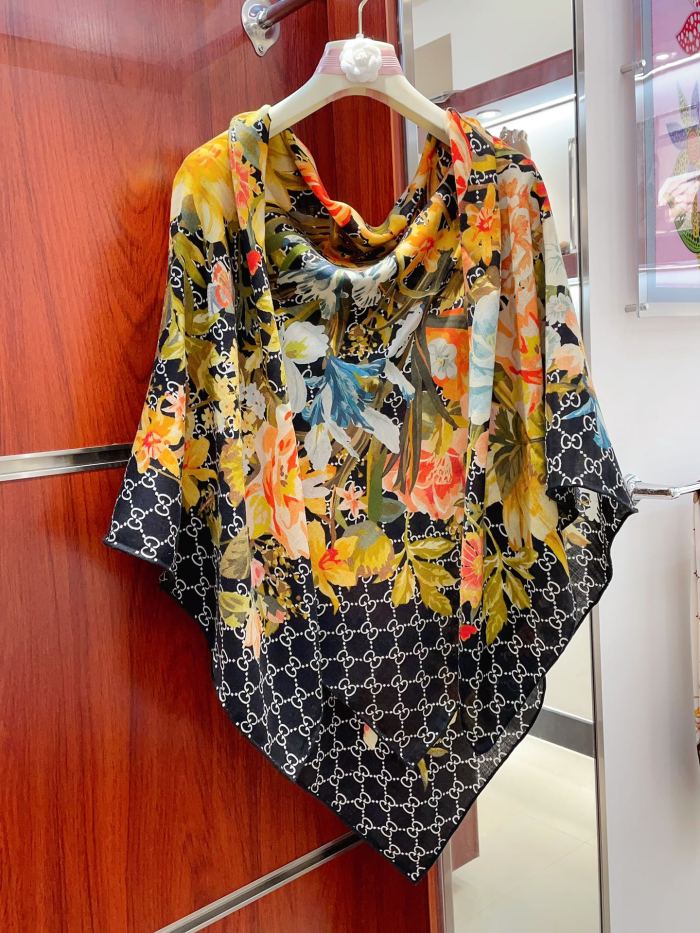 Streetwear Belt GUCCI 329509 size:140*140cm