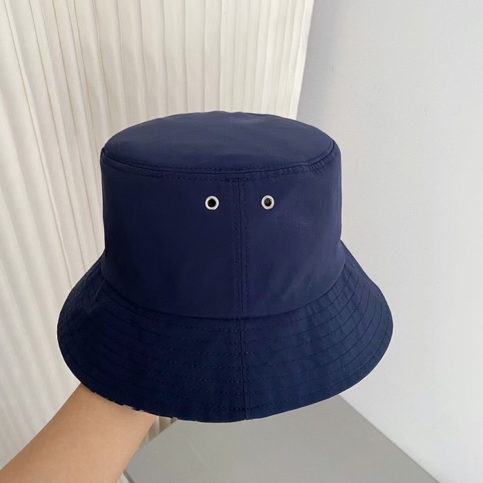 Streetwear Hat DIOR 329403